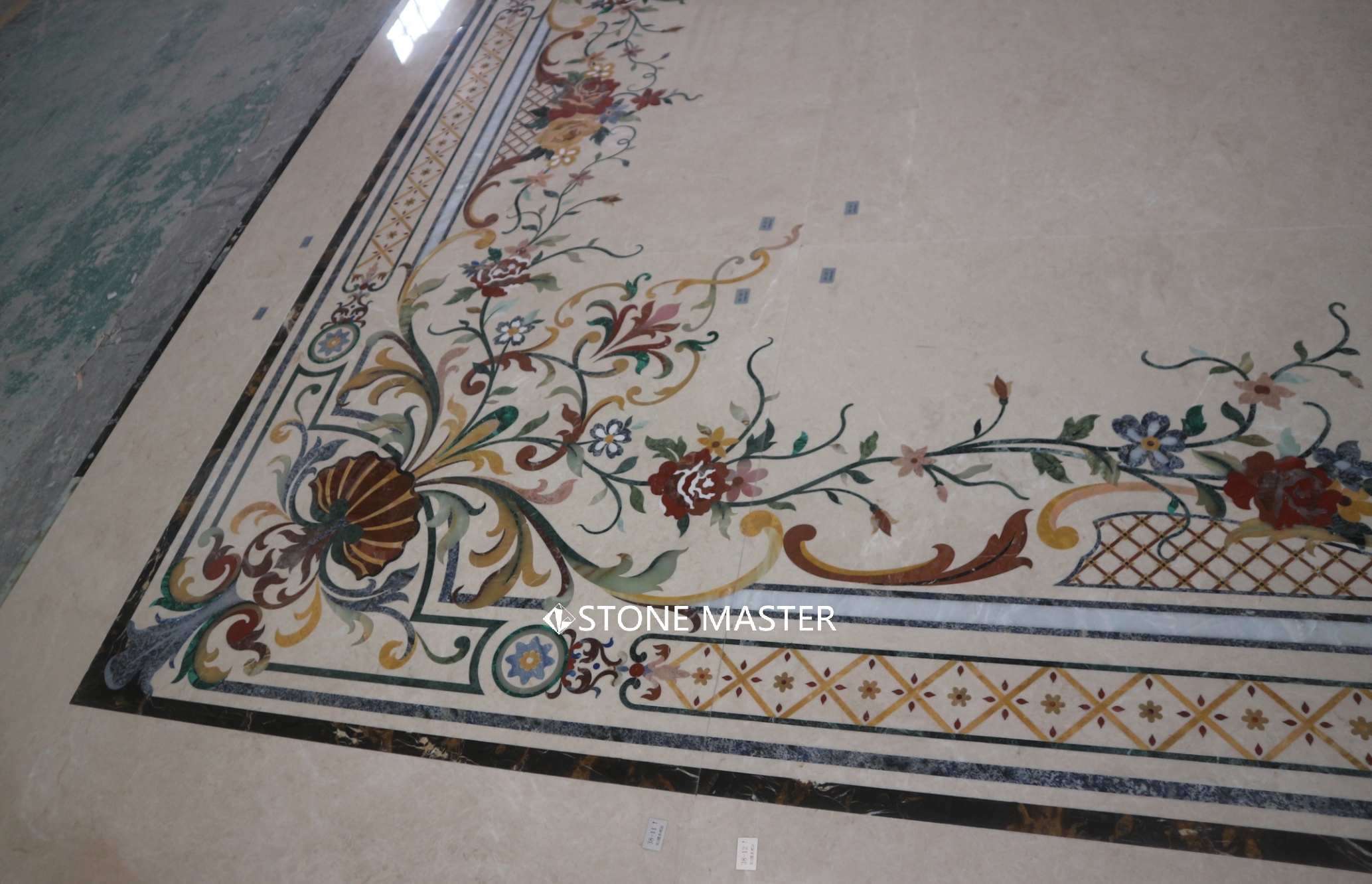 Luxury Villa Marble Inlay Flooring