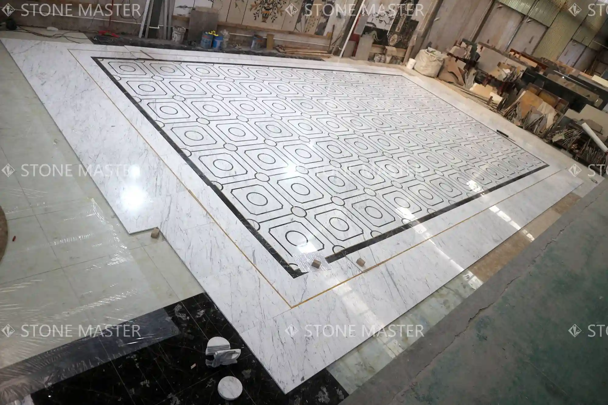 Modern Marble Floor Medallions Design